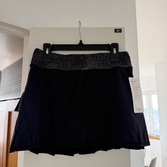 *Brand New* Discontinued style Lululemon Run Pace Setter Skirt Black 6 Tall NWT - Picture 1 of 8